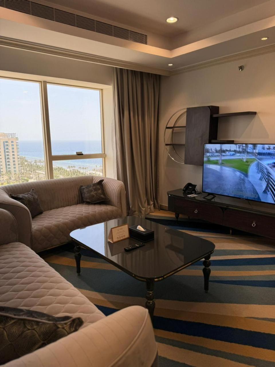 Seafront Luxury Suites Jeddah Corniche Екстер'єр фото